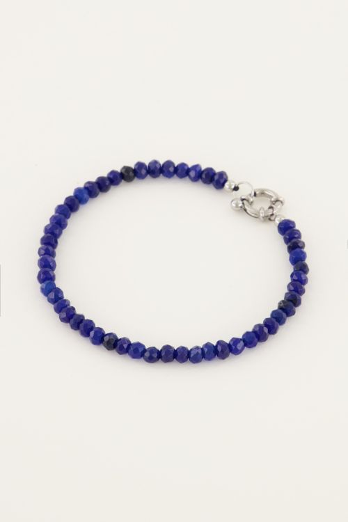 Kralen armband met zilverkleurig slotje