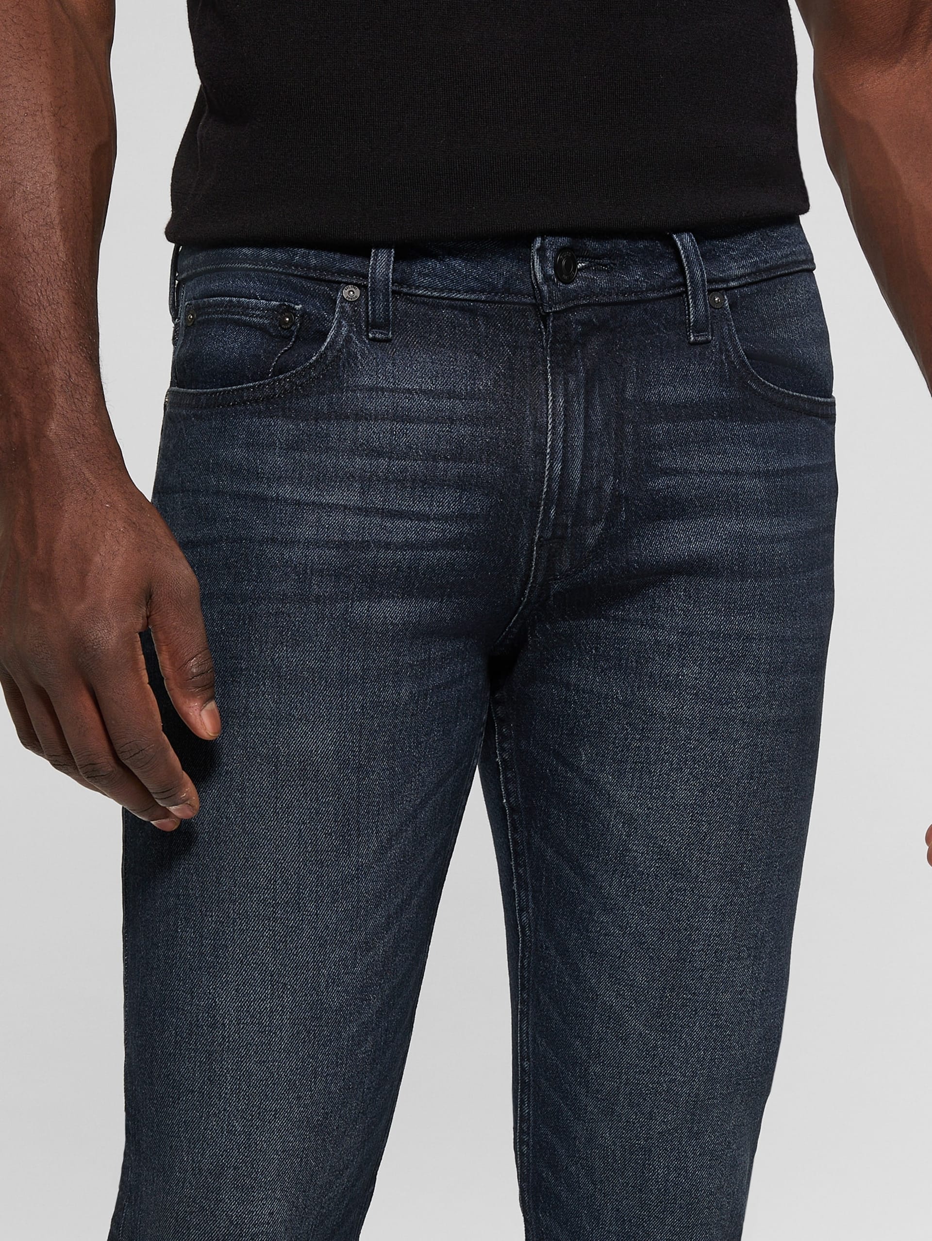 Calça jeans Eco Finnley Slim-Fit Tapered