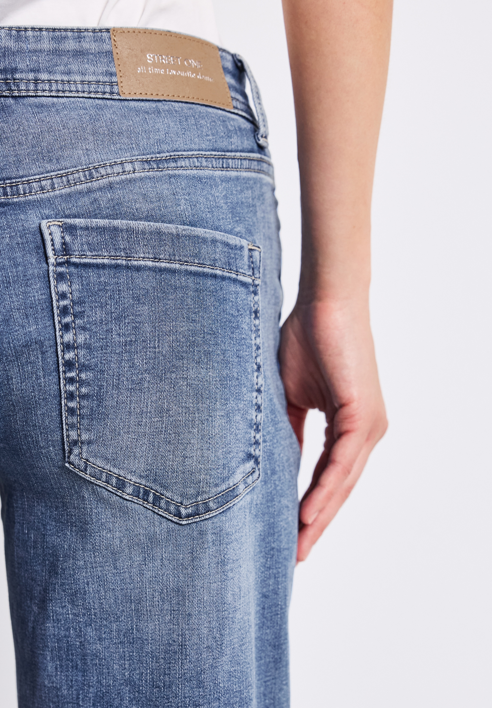 STREET ONE Straight-Jeans »Style QR Denim Straight«, im 5-Pocket-Style
