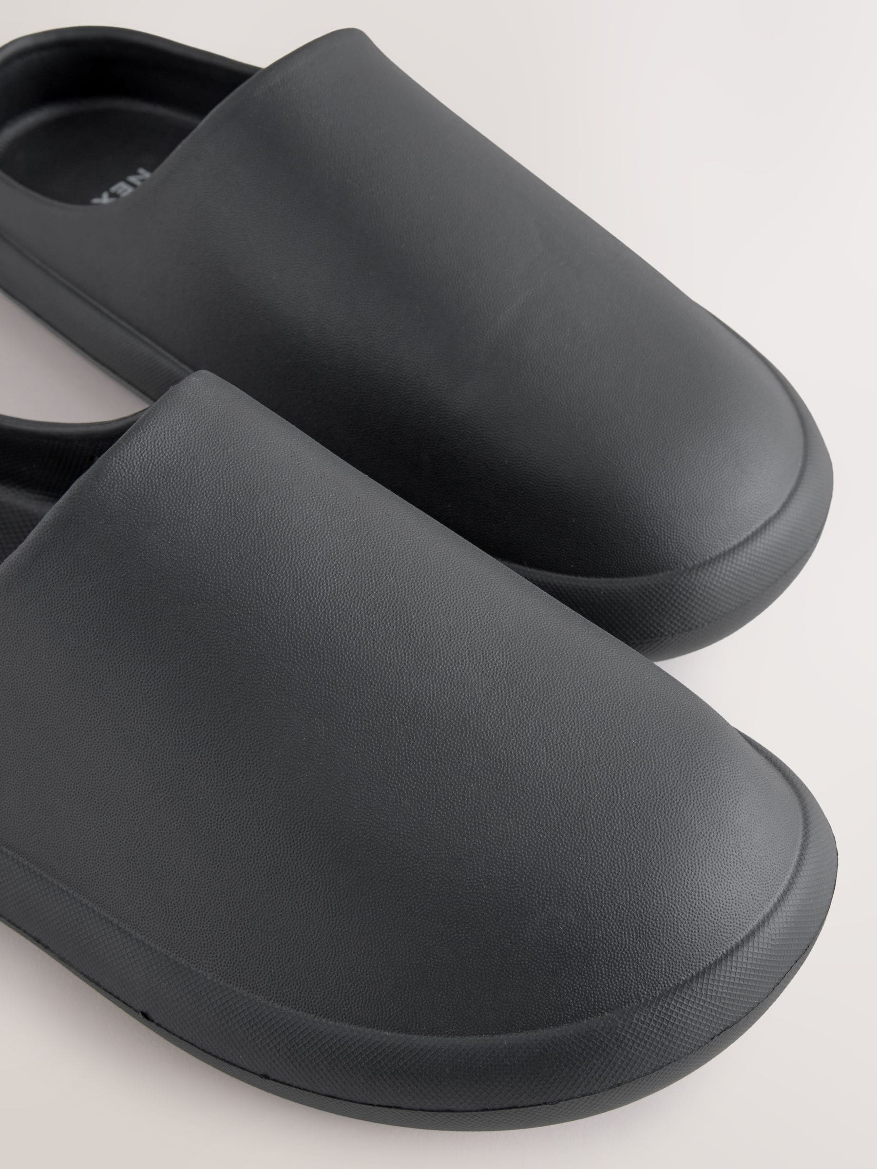 Zwart - Moulded Mules