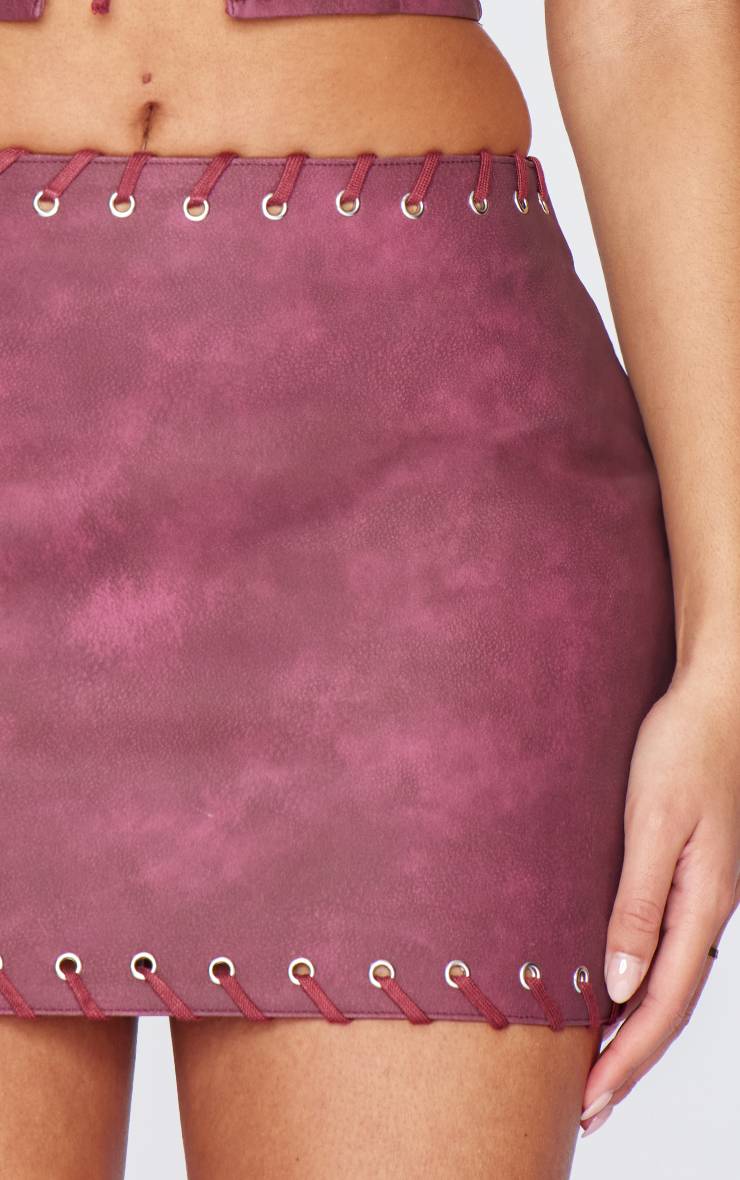 Washed Red Jupe Courte Grande Taille En Synthétiquecuir Avec Détails Œillets