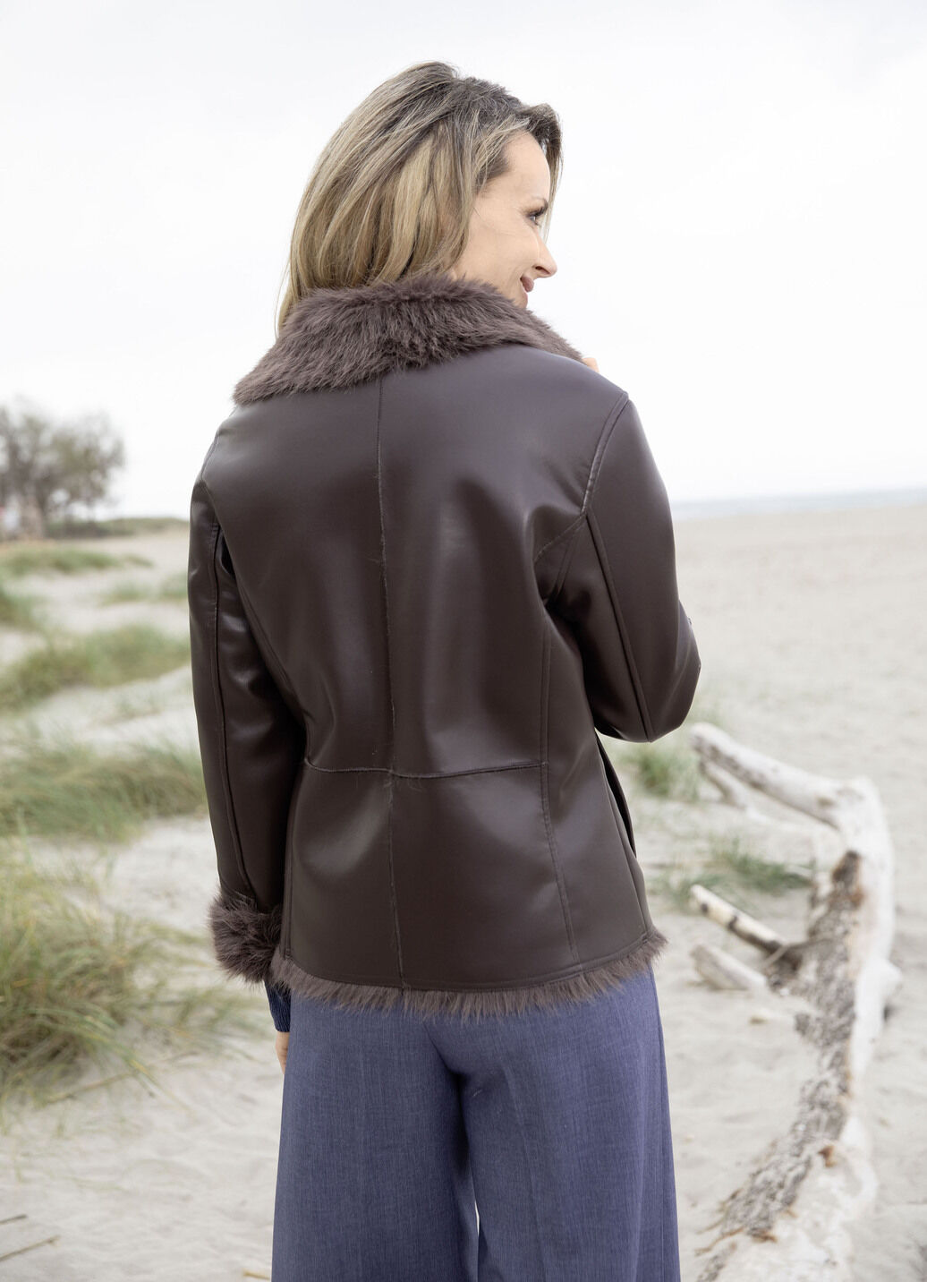 Kurzjacke aus Nappaleder-Imitat