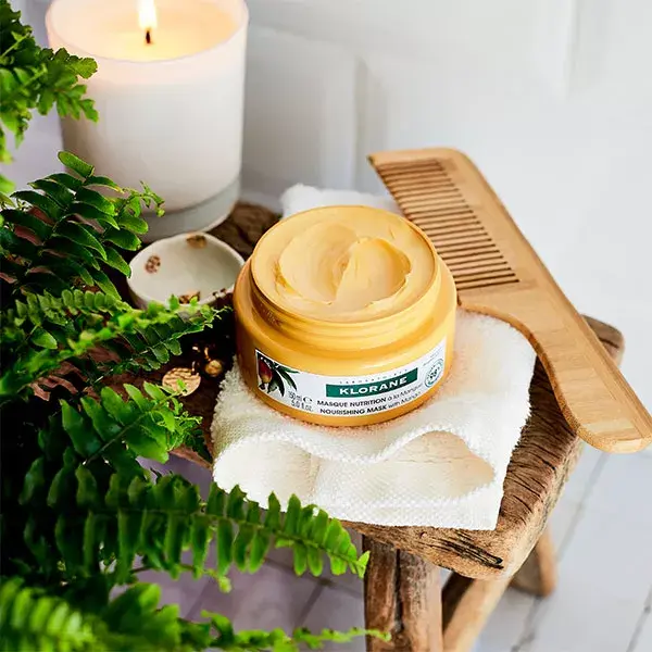 Máscara capilar nutritiva com manteiga de manga Klorane 150ml