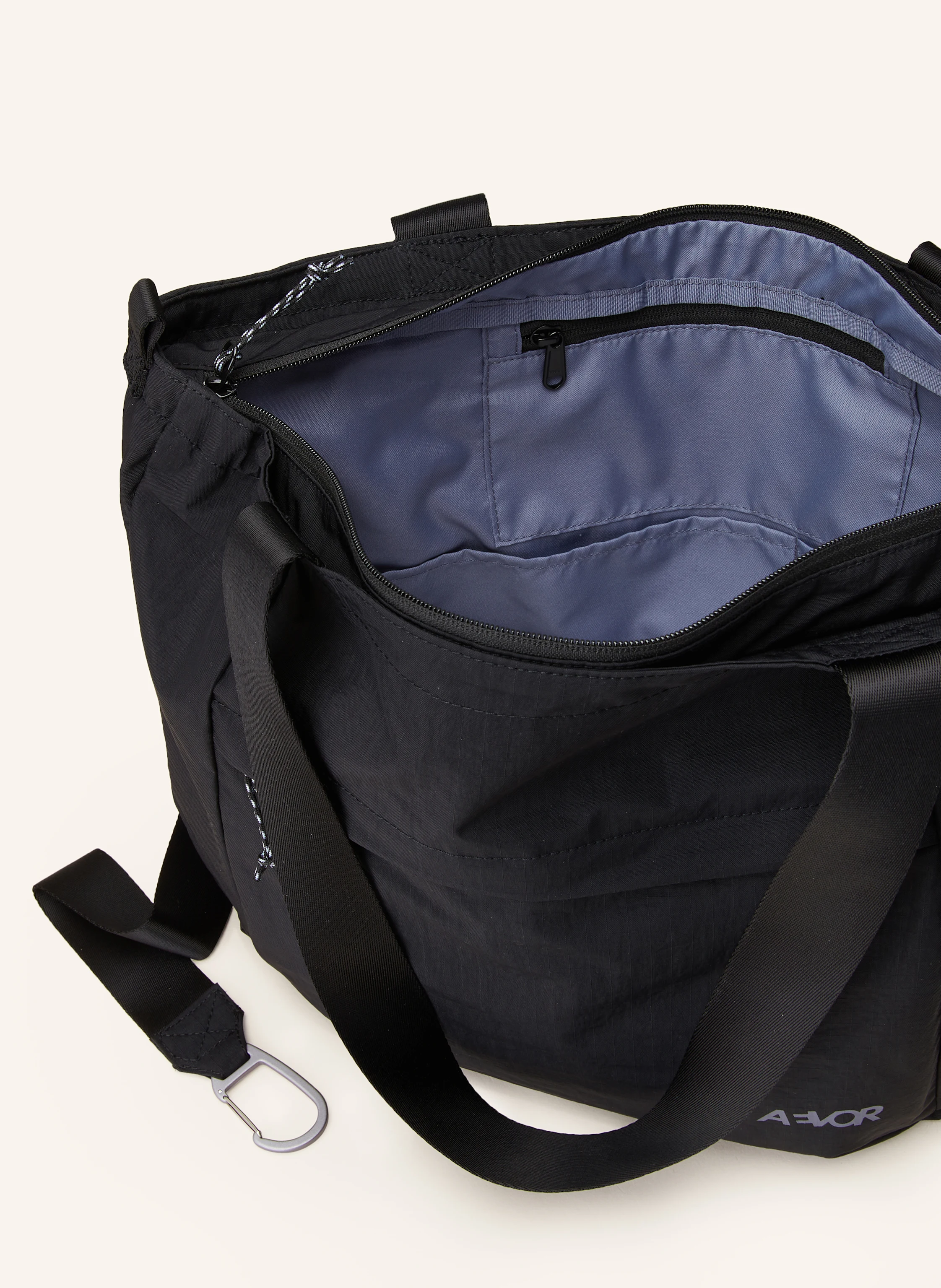 AEVOR Shopper
