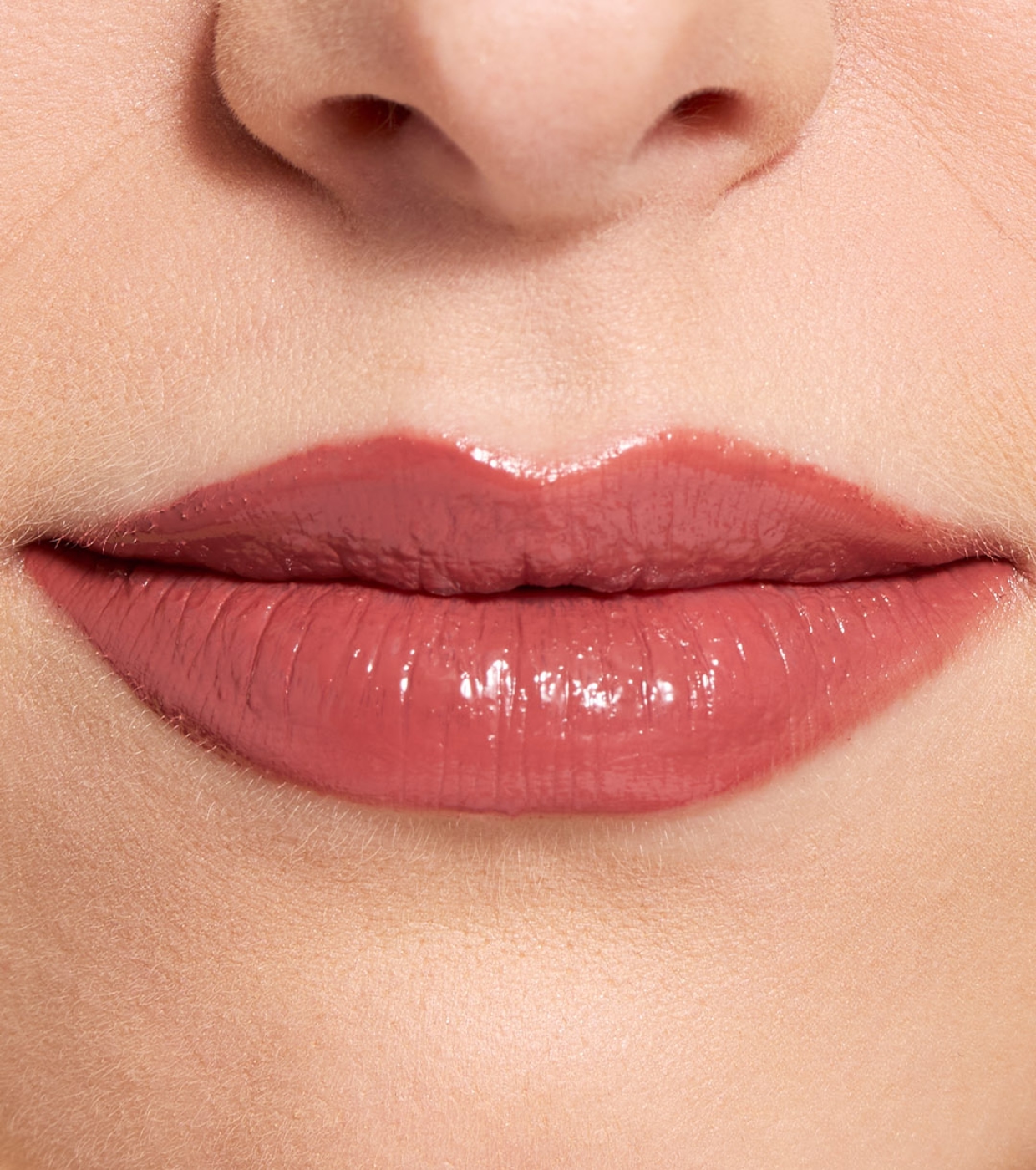 Makeup Revolution - Batom Pout Lip Gloss Stick - Toffee Nude