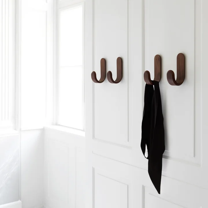 Normann Copenhagen - Curve Wandhaken Mini, matt schwarz (2er-Set)
