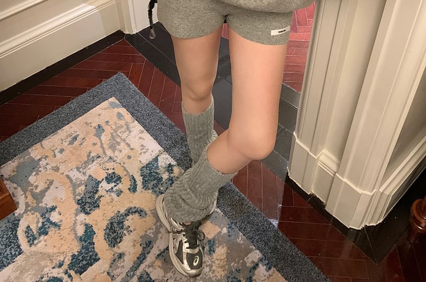 Gilmort - Effen gebreide hoodie met rits / hotpants