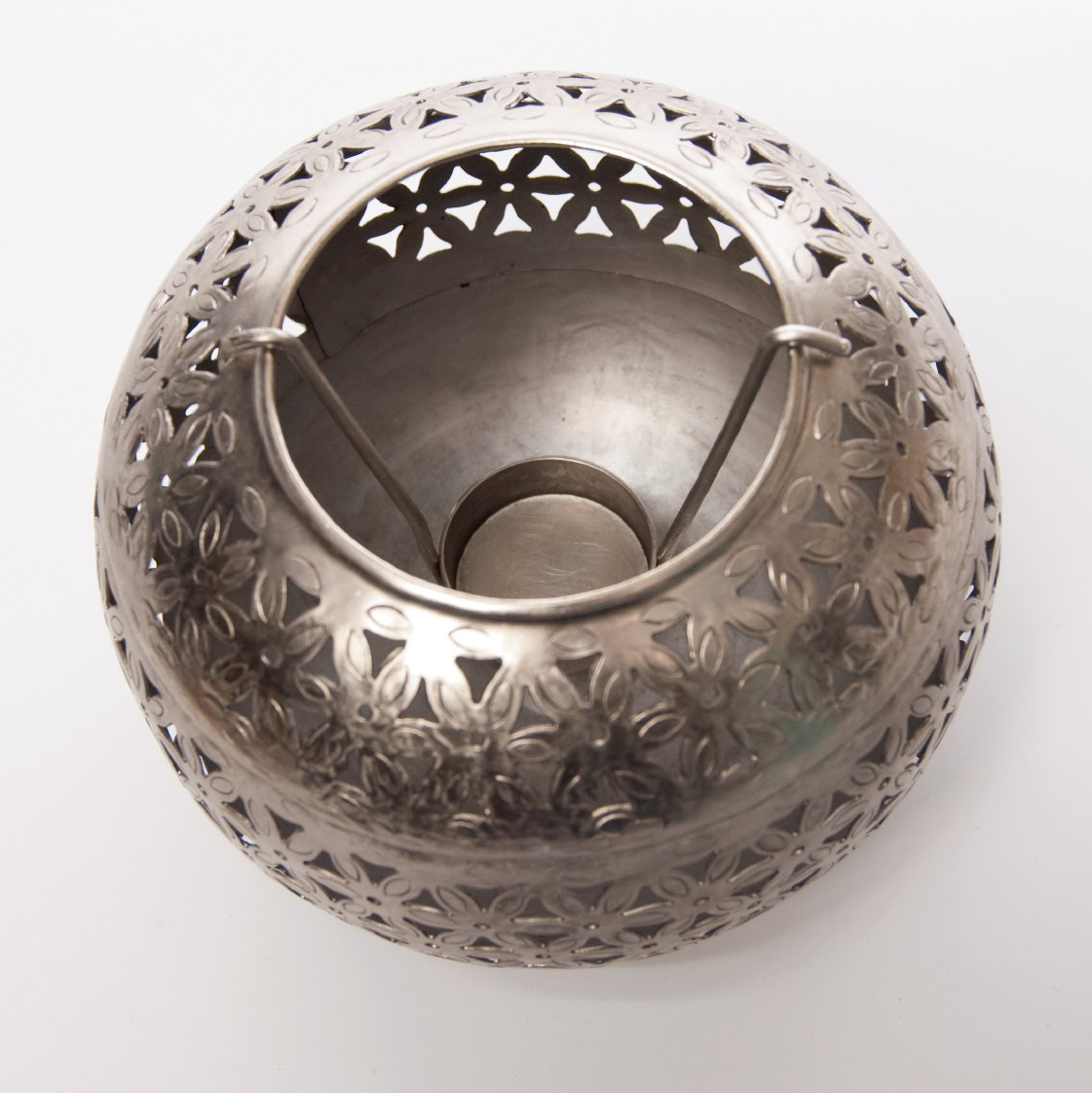 Windlichthalter, vernickelt, silber, H 10 cm, Ø 12 cm von fischer's lagerhaus