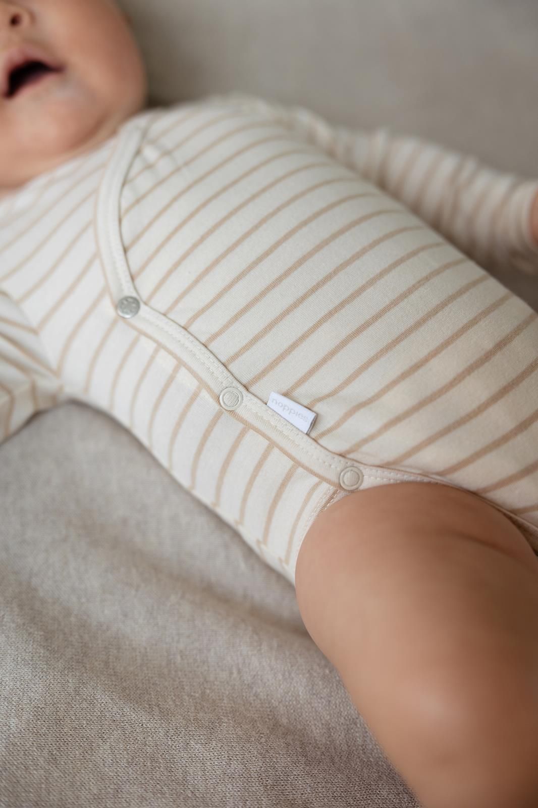 Noppies Newborn Romper Navi - Stripe pattern Off white