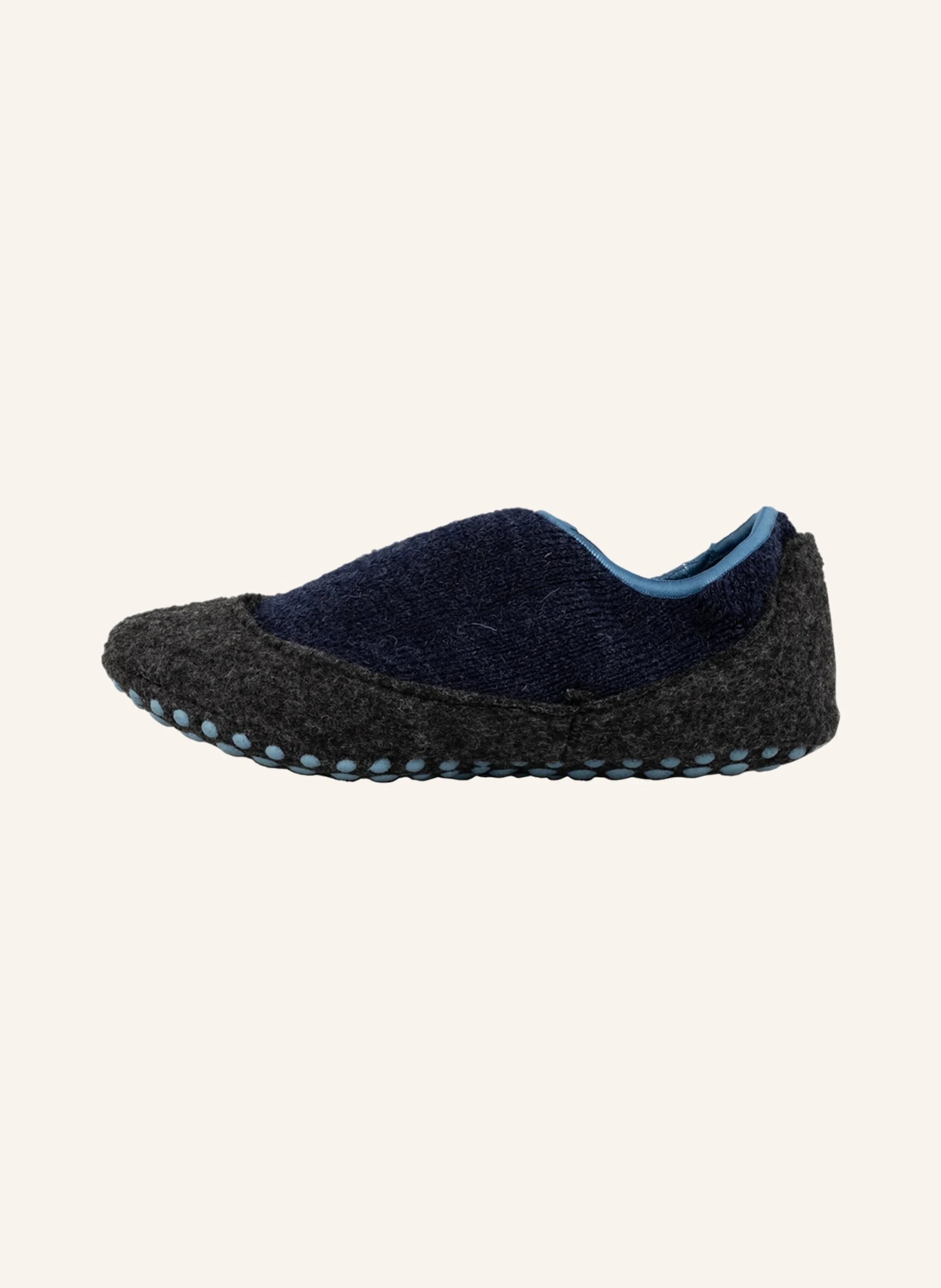 FALKE Stoppersocken COSY SLIPPER aus Merinowolle