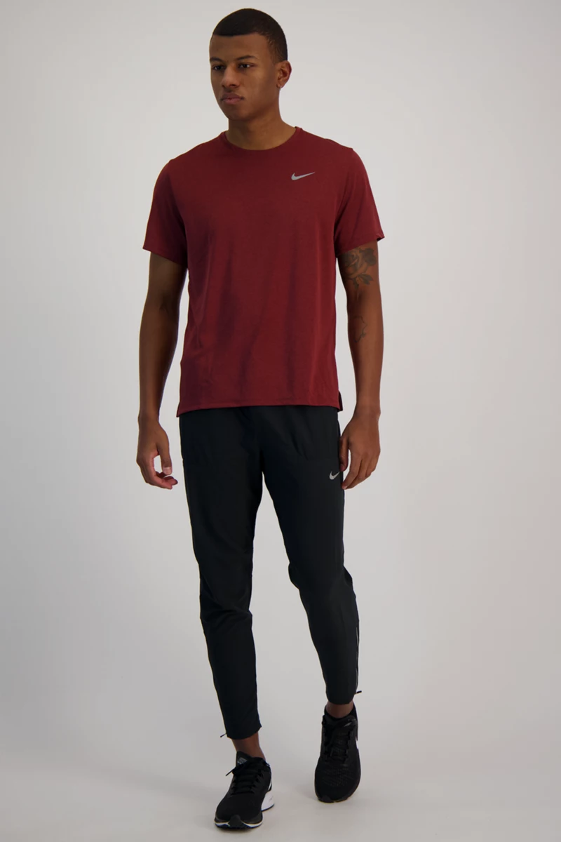 Nike Dri-FIT UV Miler Herren T-Shirt