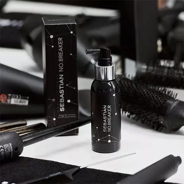 Spray de estilização e reconstrução híbrido Sebastian Professional No Breaker 100ml