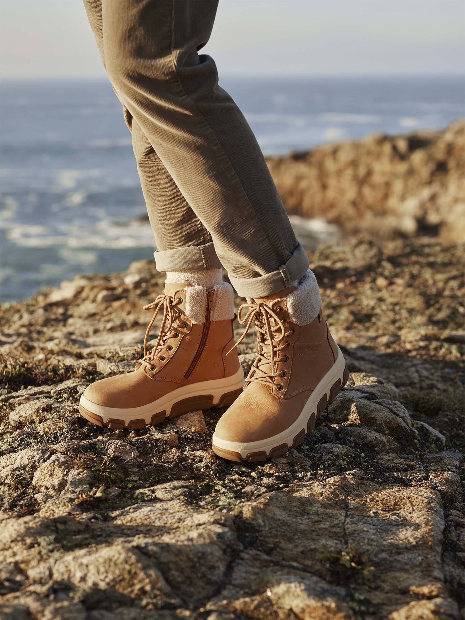 Boots Femme Fourrées Semelle Crantée Cuir Camel