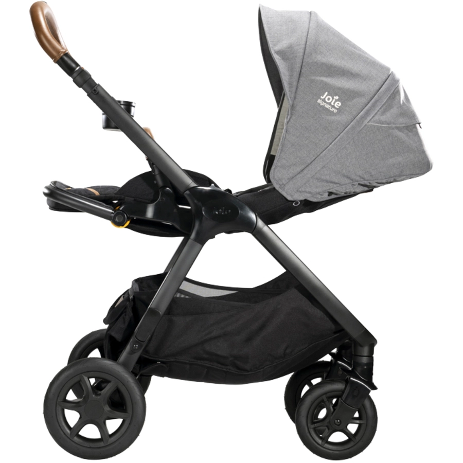 Joie Signature Sportwagen Finiti inkl. Auto-Babywanne Calmi R129 Carbon und i-Base encore