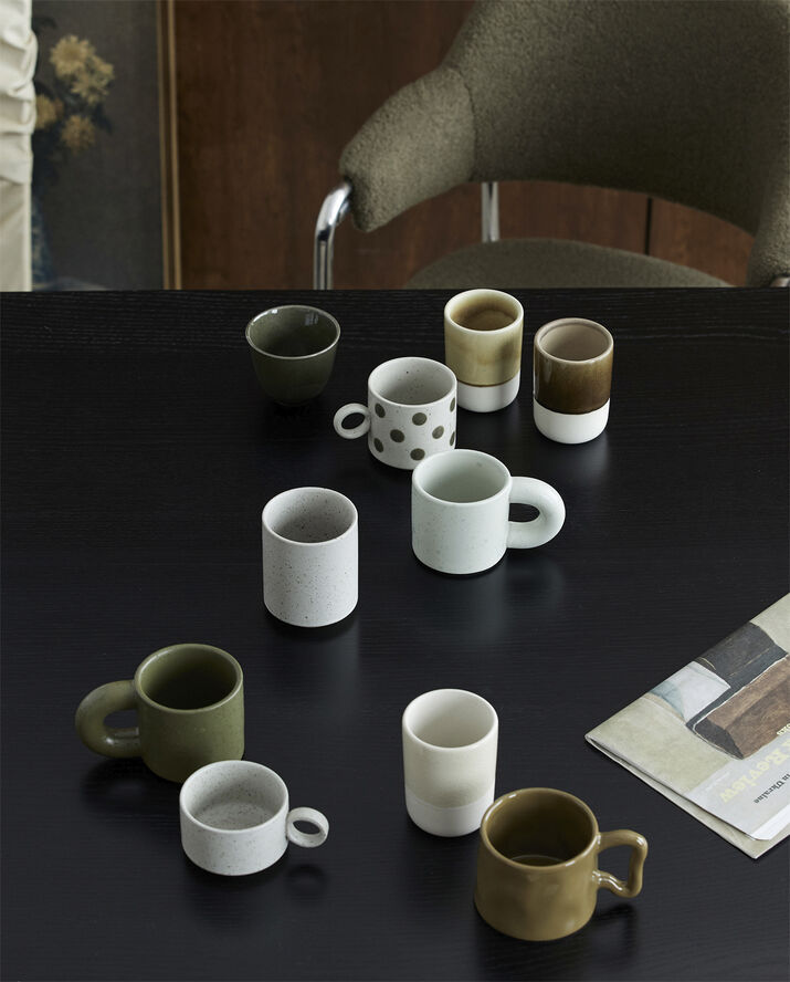 Nordal GRAINY tea cup w. handle, sand