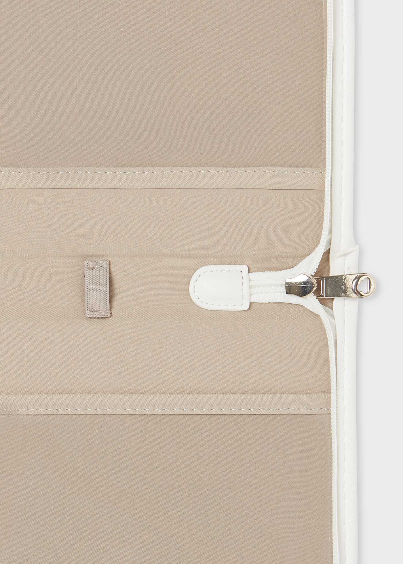 porta-documentos em formato de volante para bebê