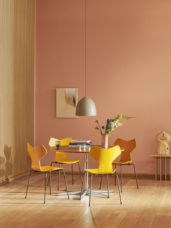 Fritz Hansen Grand Prix eetkamerstoel chroom, essen olive green