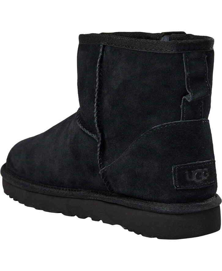 UGG Classic Mini Bailey Zip Boot Black