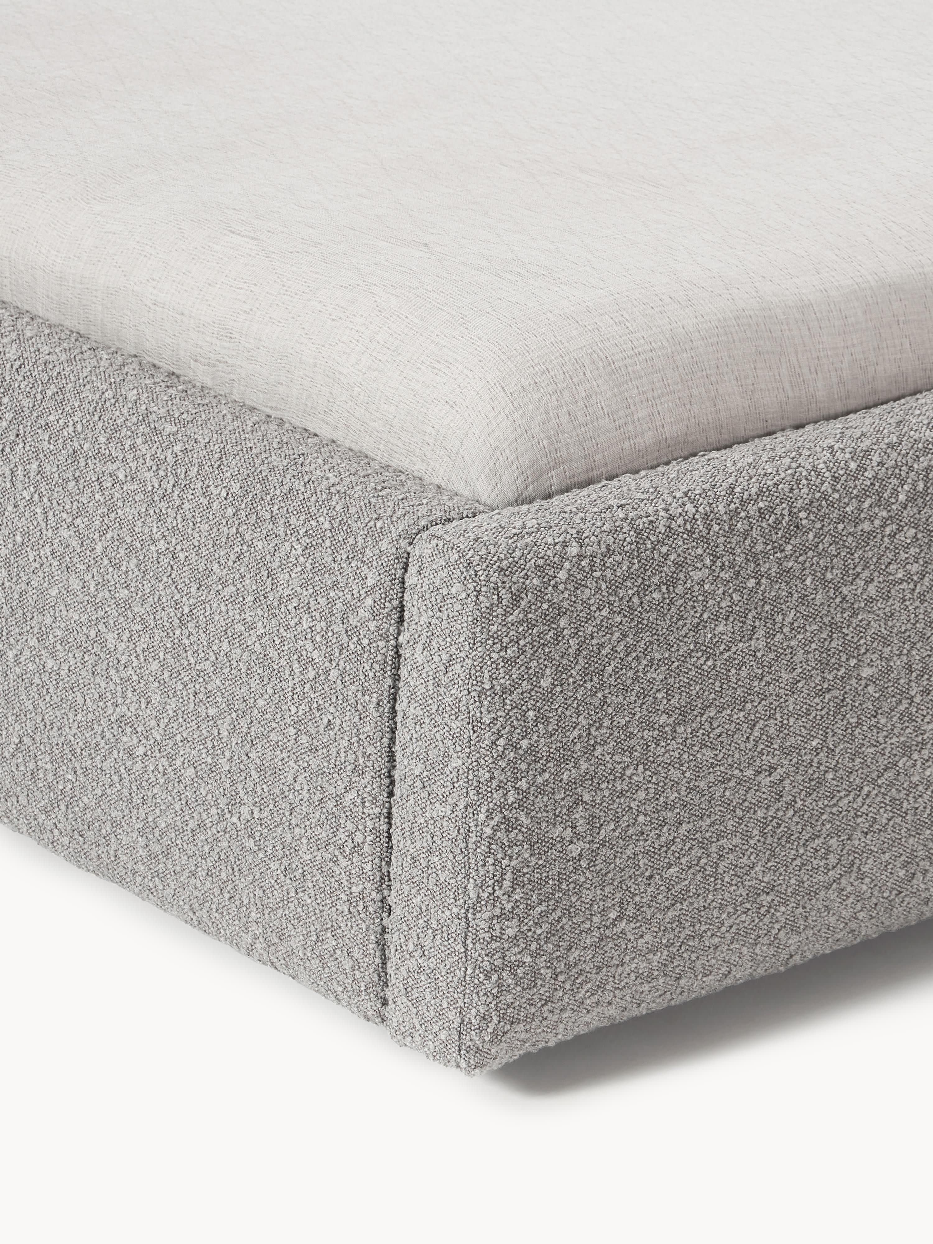 Bouclé gestoffeerd bed Cloud met opbergruimte