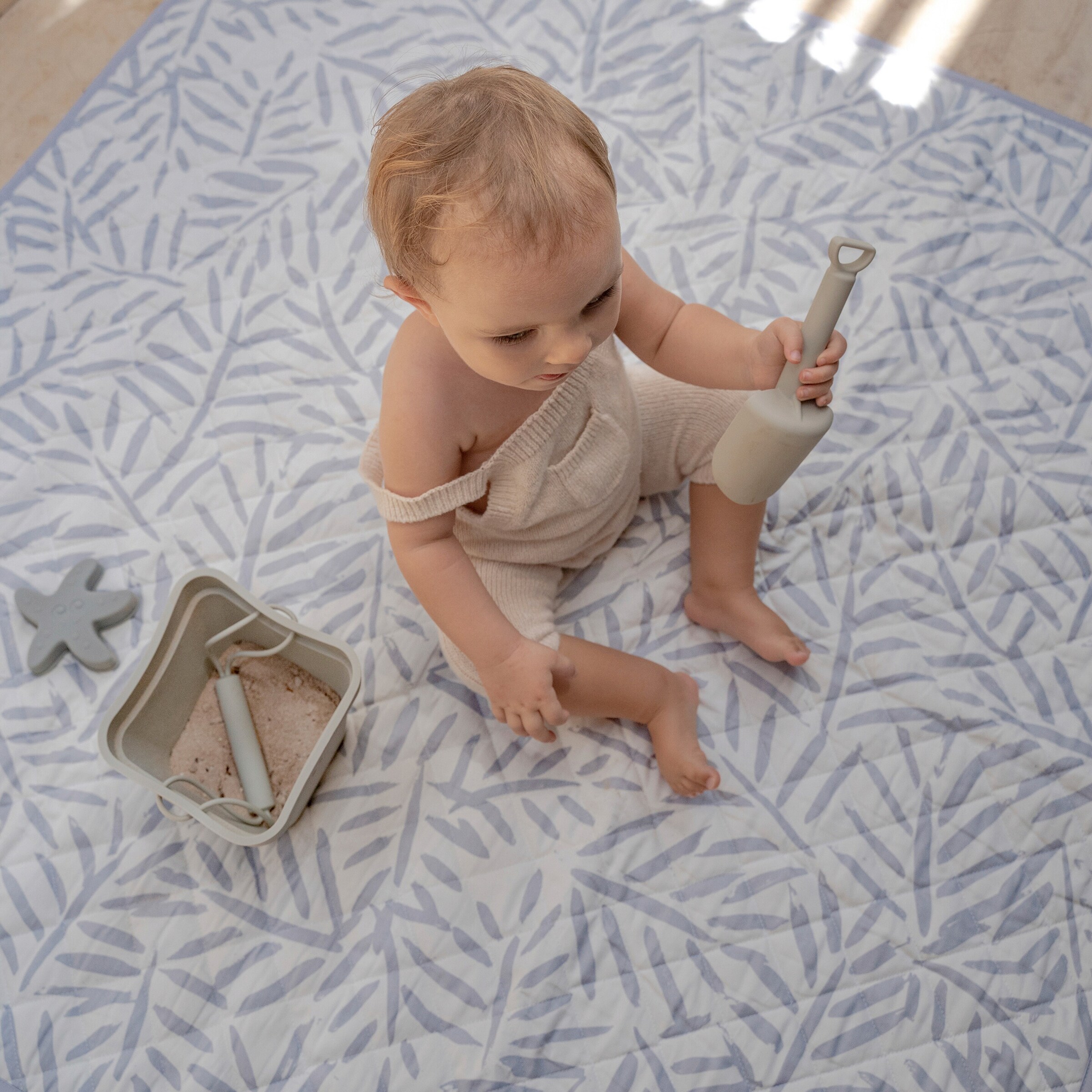 toddlekind Krabbeldecke für unterwegs 120x120 cm Stone