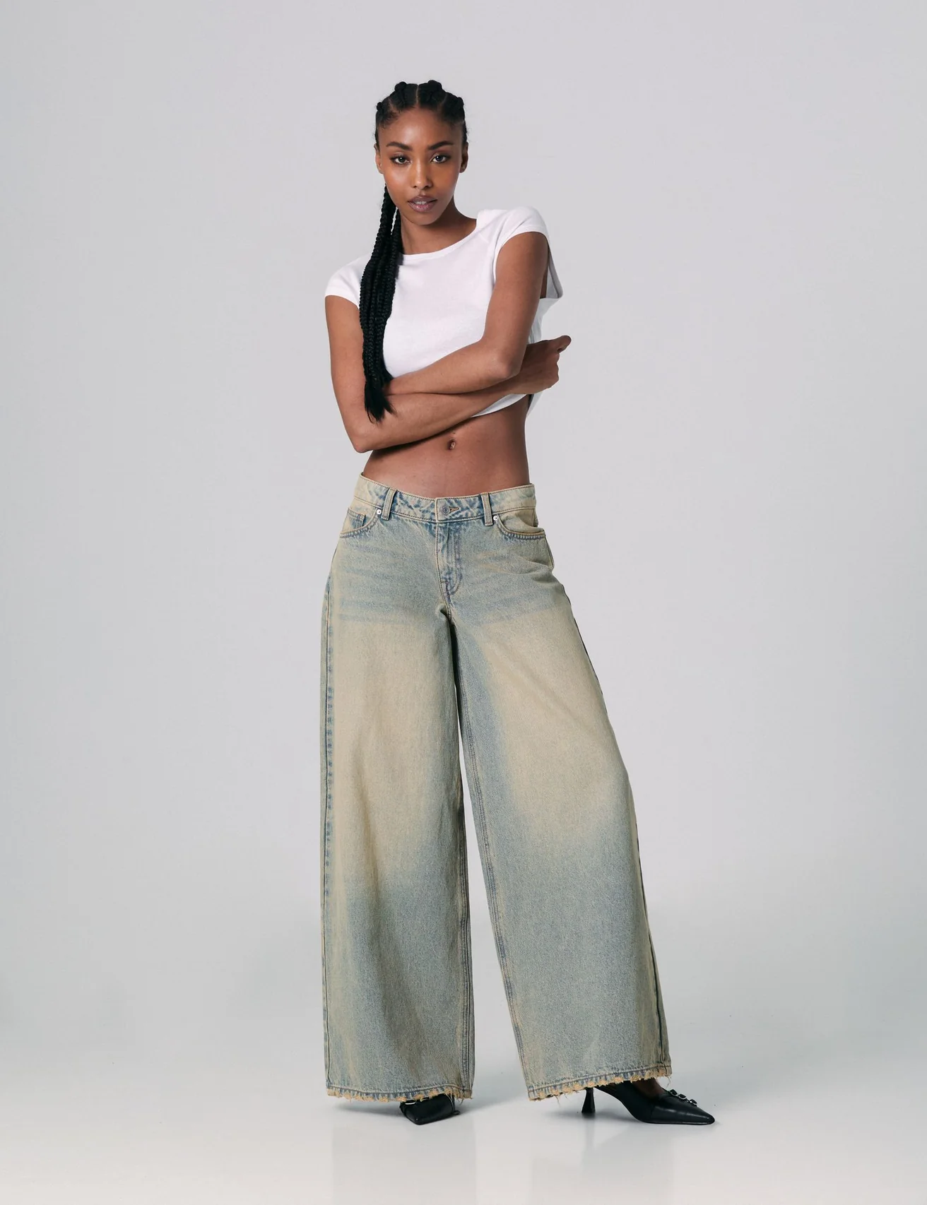Jean maxi wide leg taille basse bords francs bleu ciel