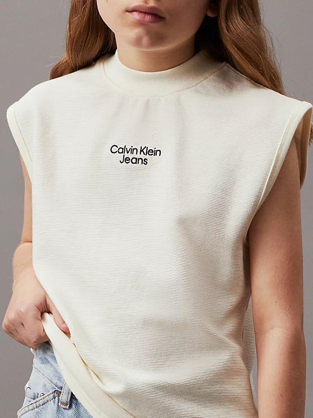 Camiseta de malha canelada com modelagem relaxada