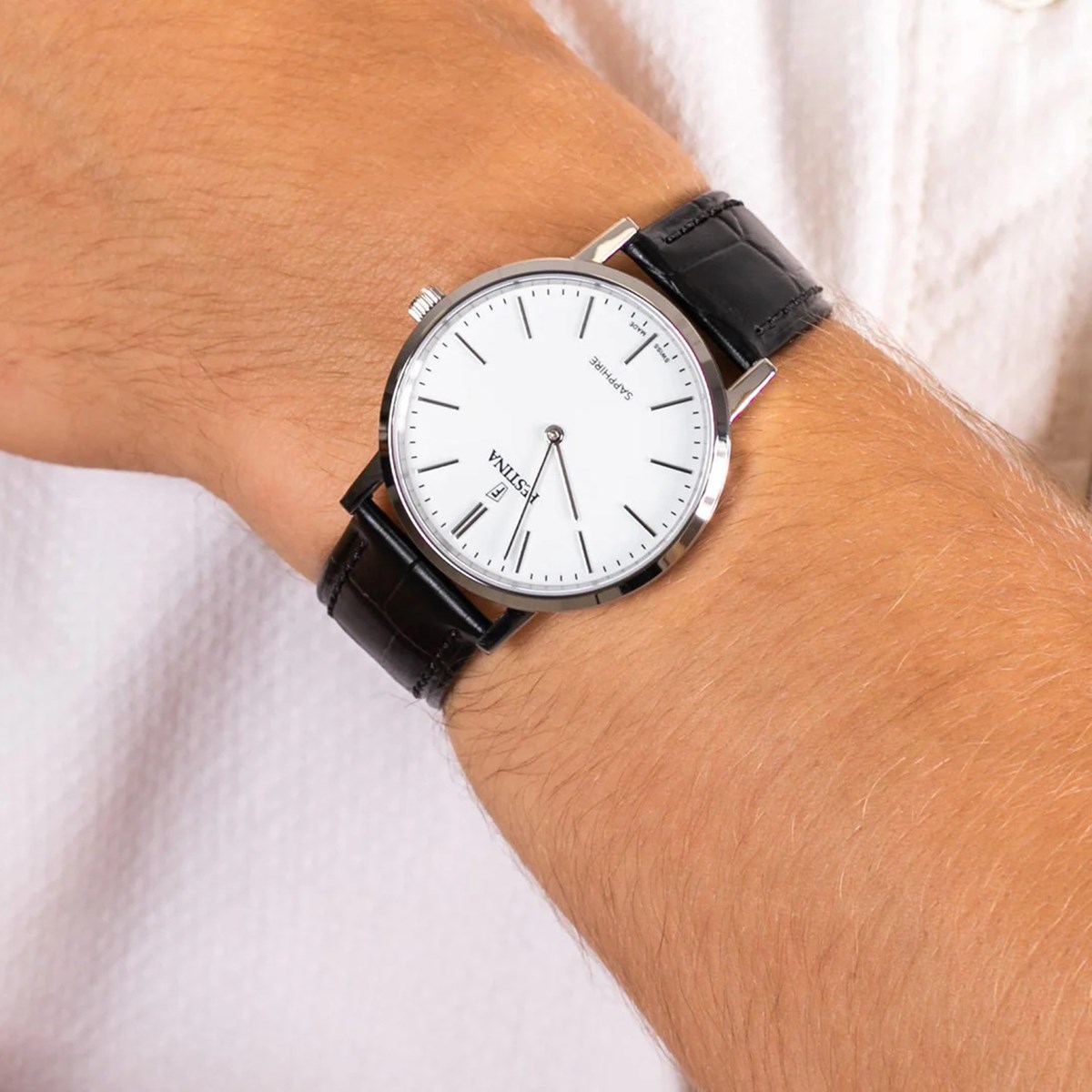 Montre Festina Classique cadran blan cuir noirCollection Swiss Made