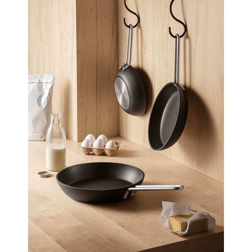 Eva Trio Professional Keramisk Slip-Let Stegepande, Ø24 cm