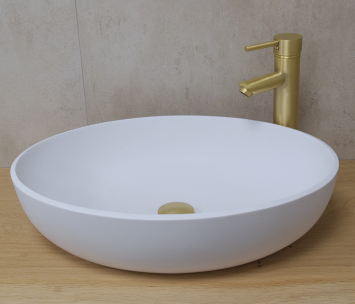Saniclear Parel wastafel set solid surface met goude kraan