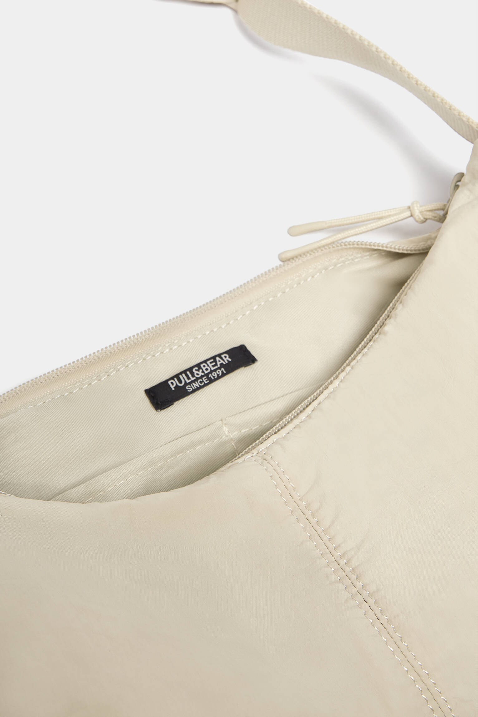 Bolsa de ombro em nylon - cor natural