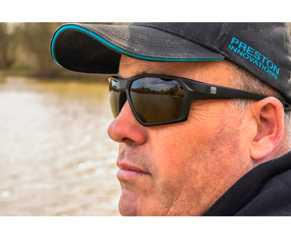 Lunettes de soleil polarisantes Preston Absolute Wrap