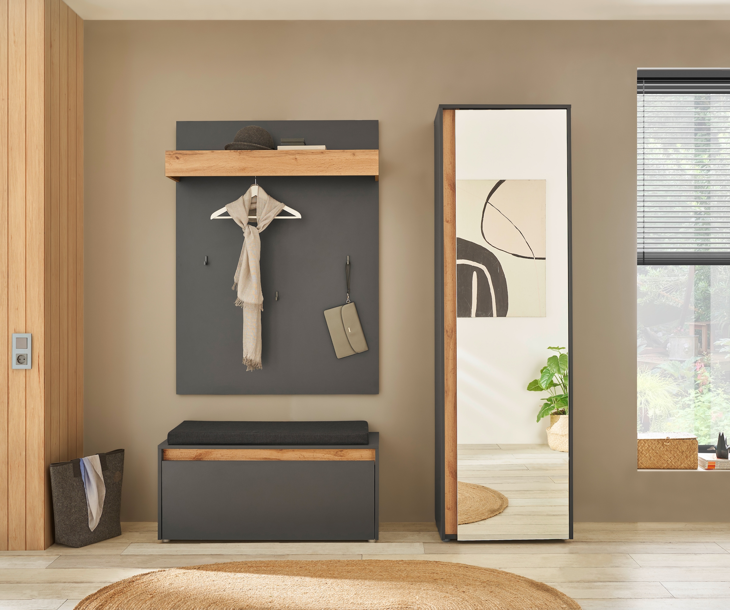 INOSIGN Garderobenschrank »GiRON/CiTY, moderner Garderobenschrank, Kleiderschrank mit Stauraum« Spiegeltür, Teleskopauszug, Tür beidseitig montierbar, 60 cm breit