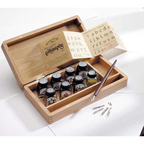 WINSOR & NEWTON™ Kalligraphie-Holzbox