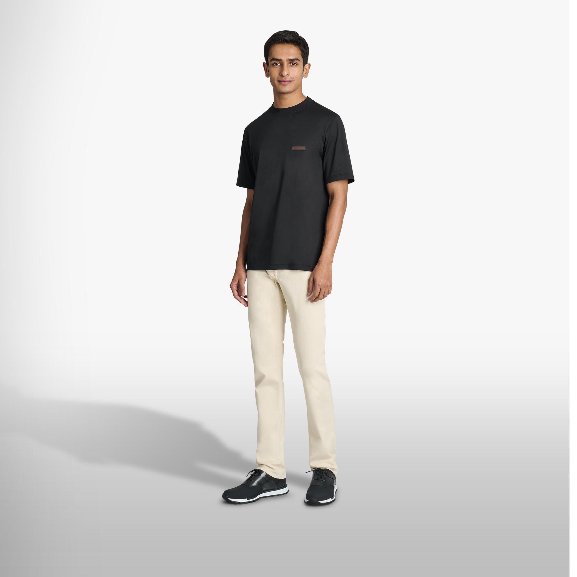 T-Shirt Avec Detail En Cuir