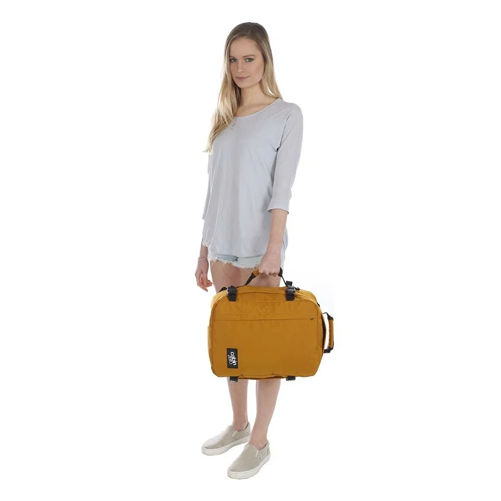 CabinZero Classic 28L Cabin Backpack Orange Chill