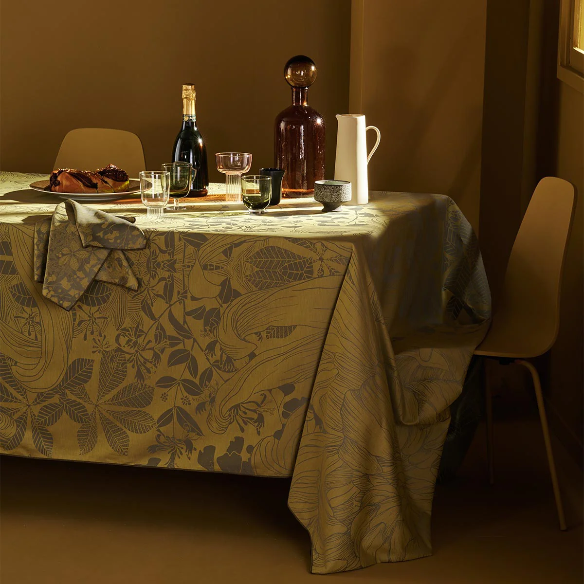 Chemin de table antitache déperlant pur coton or 60X180 Garnier Thieba