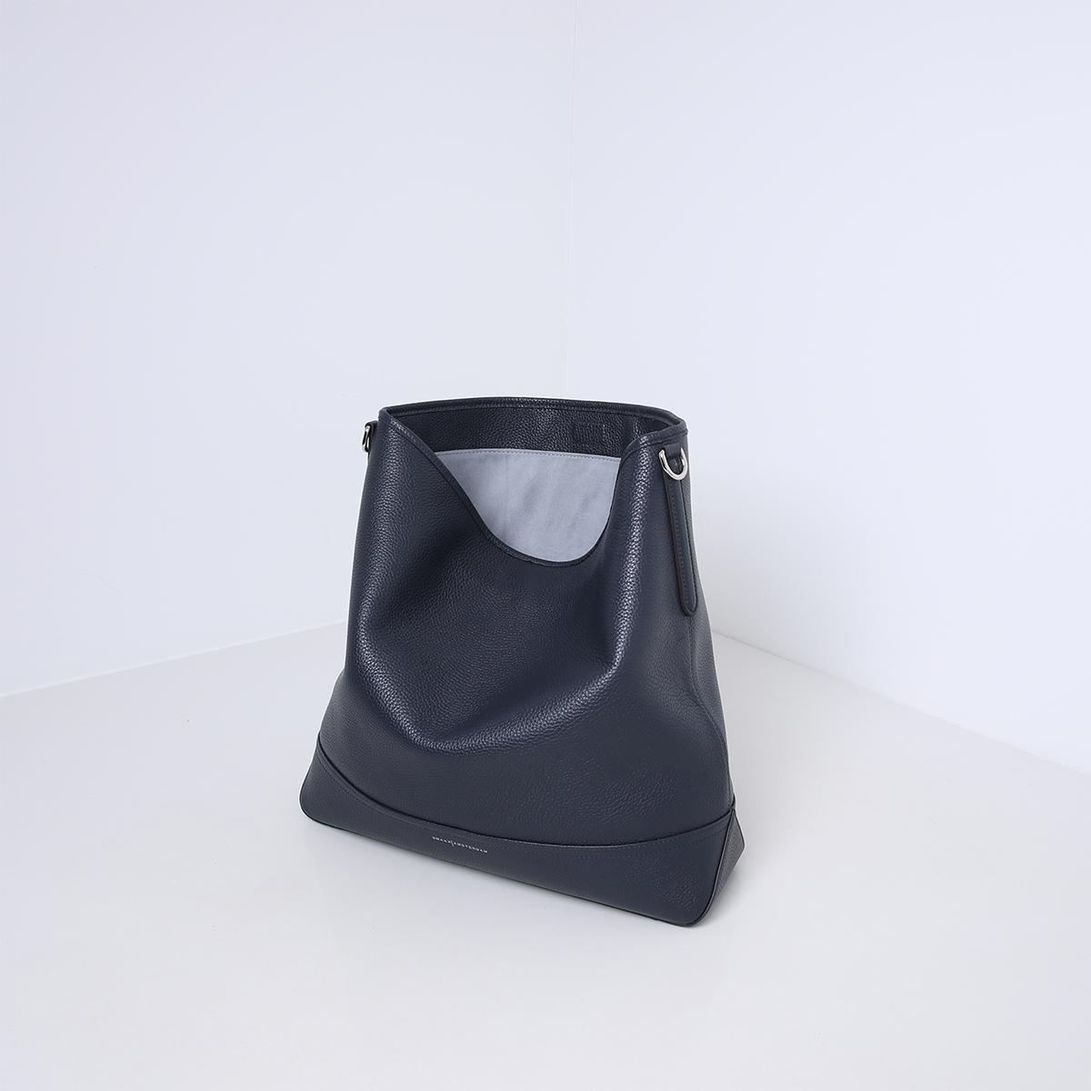 TUUR | NAVY