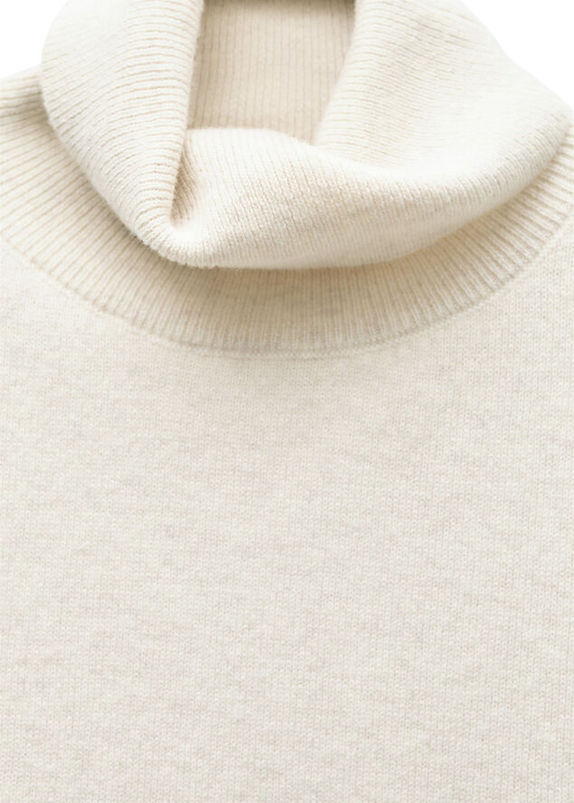 MANGO 100% wool turtleneck top Light beige
