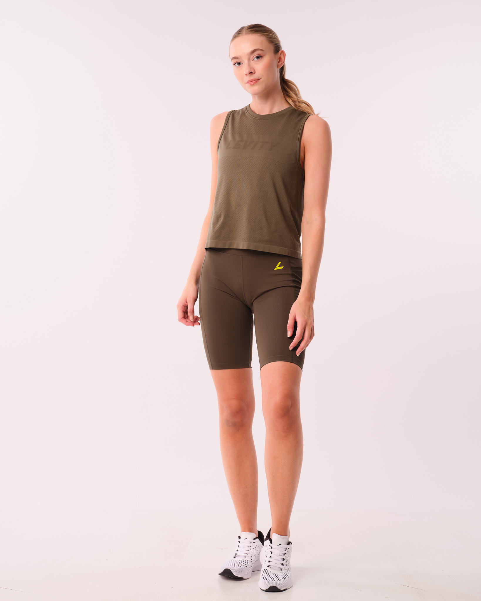 LEVITY Breeze Seamless Tank Dusty Green