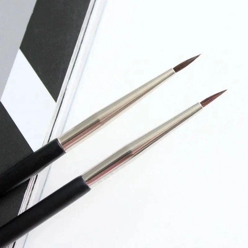 Beautrend - Set: Dual End Concealer Brush + Detail Brush