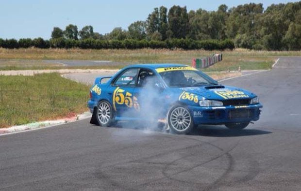 Subaru Impreza fahren in Pavia als Geschenkidee