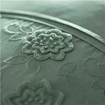 Linge de lit brodé fleurs - BECQUET CRÉATION