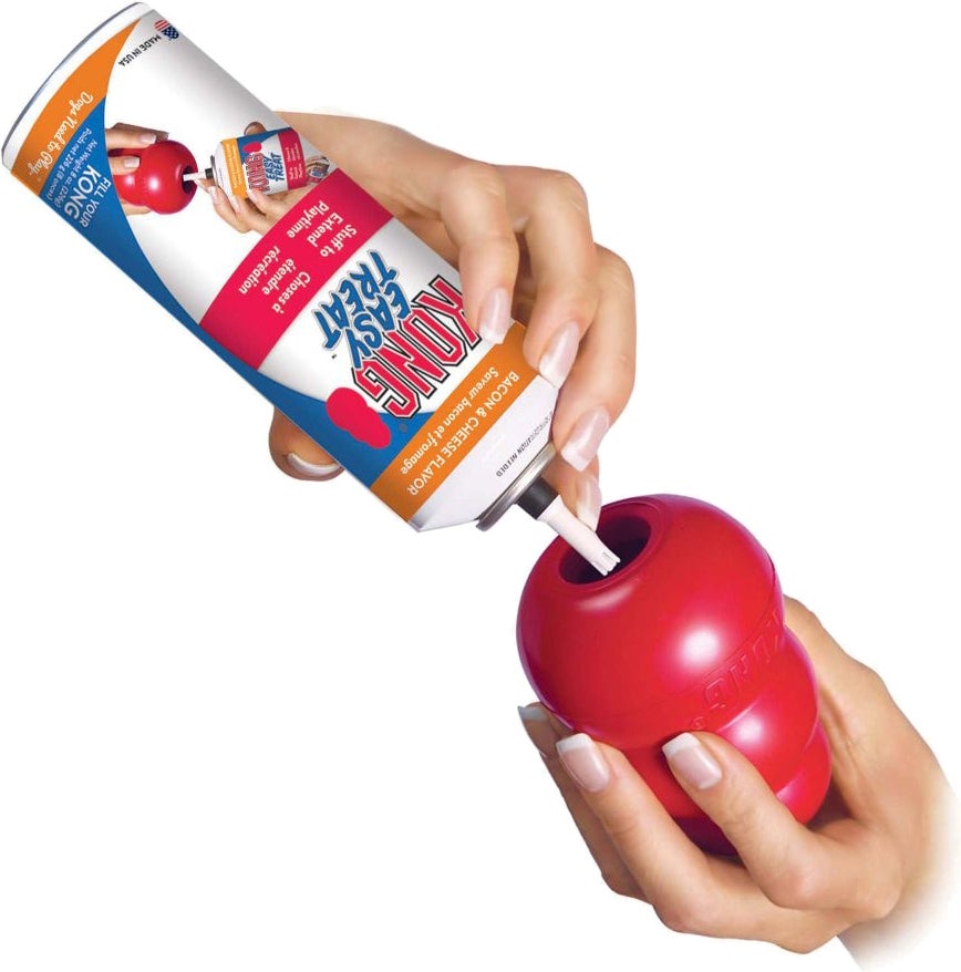 Kong hondensnack Easy Treat spuitbus cheddarkaas 236 ml