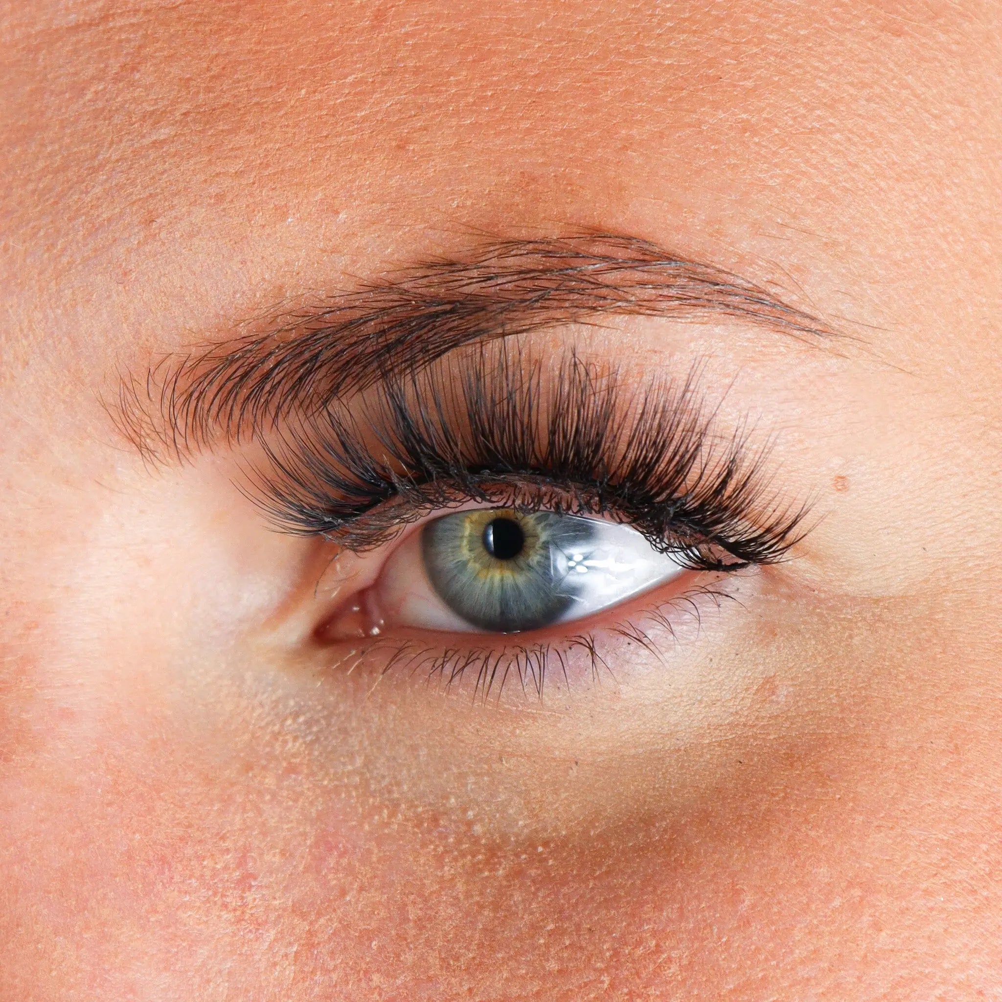 Lashes Cherish