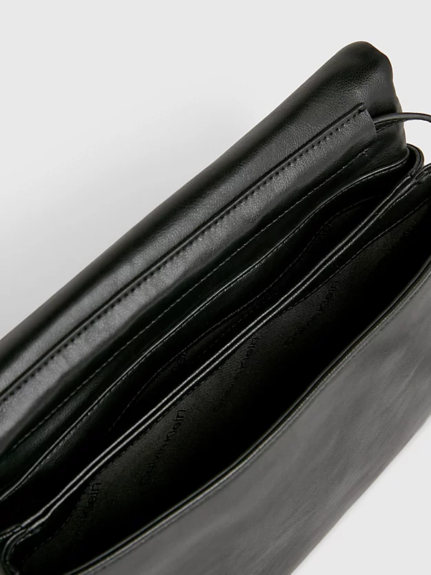 Bolsa de ombro acolchoada
