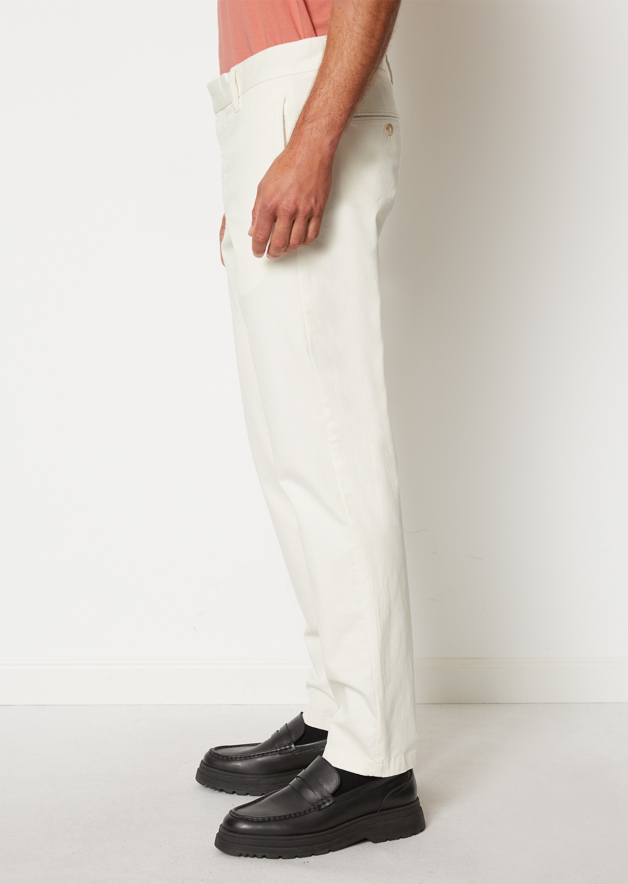 Chino - Modell OSBY tapered aus hochwertigem Bio-Baumwolle-Mix