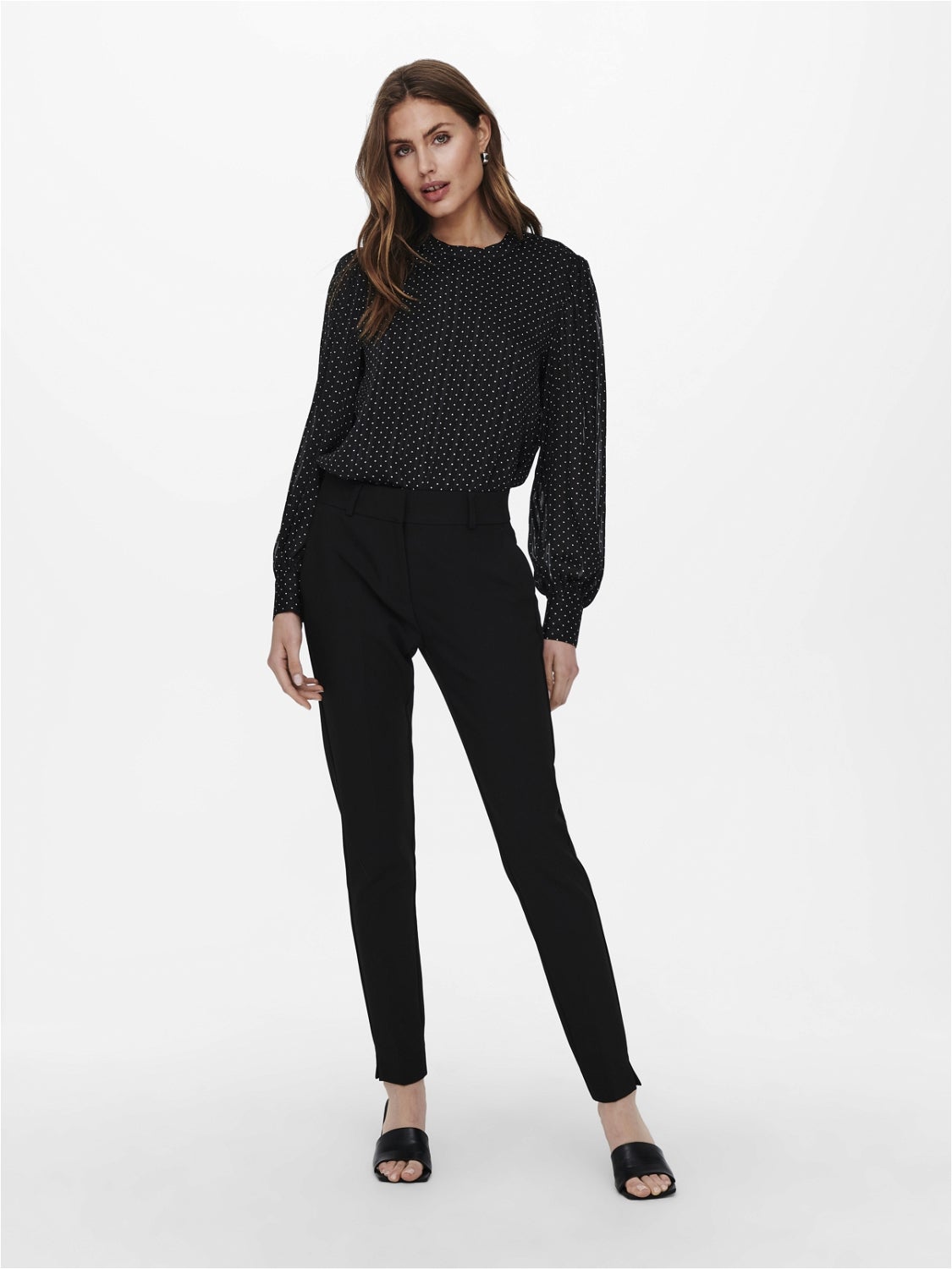 ONLVERONICA-PISA Slim Fit Klassische Hose Black