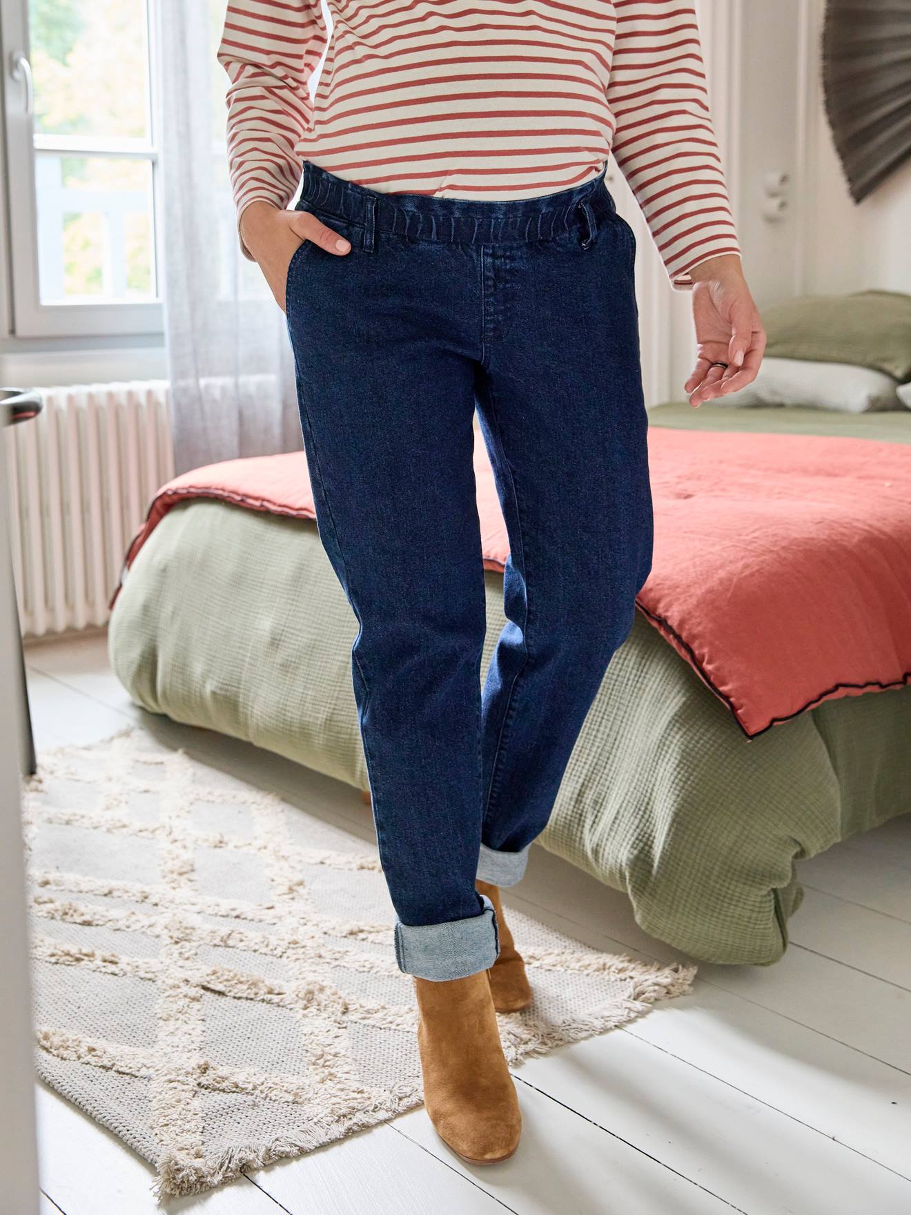 Calça jeans de maternidade Paperbag com faixa de pedraria sem costura