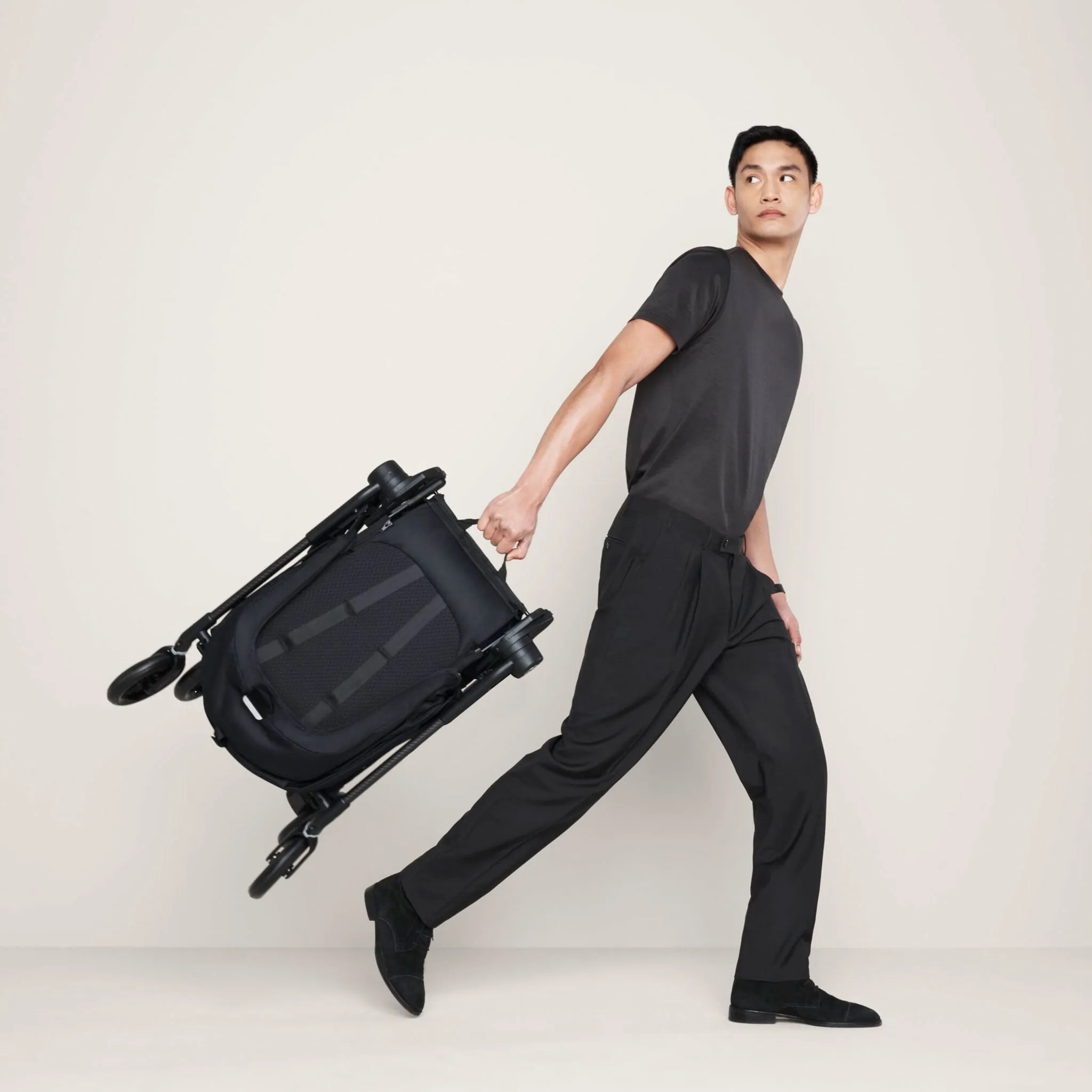 Cybex Poussette ultra légère Melio Carbon 3 - Noir lune