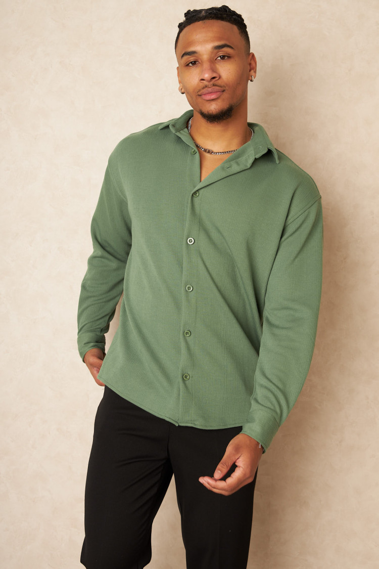 Chemise verte côtelée